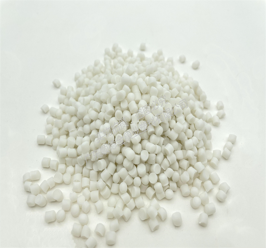 PVC抗菌（jun1）防黴擠出軟（ruǎn）管料